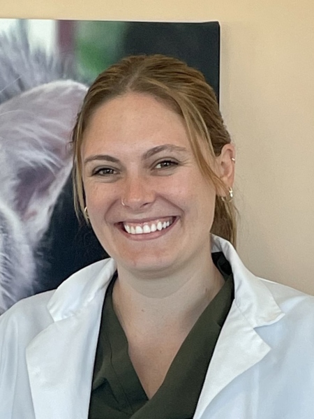 Lily Coppinger, DVM Doctor Lourdes image
